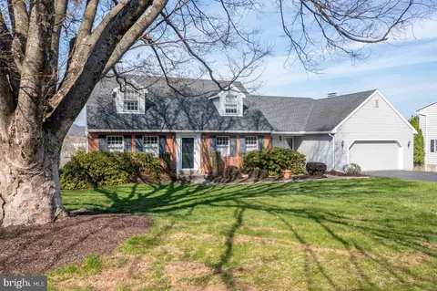 Exterior - 31 Estates Dr, Reading, PA 19606 photo 8 of 8