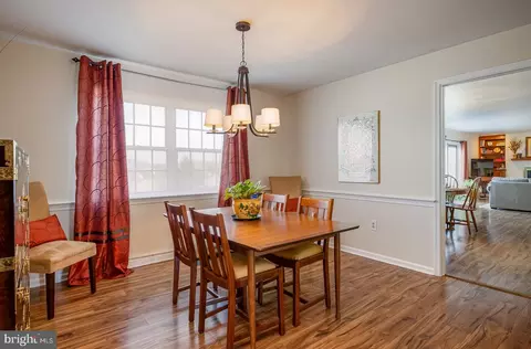 Dining - 31 Estates Dr, Reading, PA 19606 photo 4 of 4