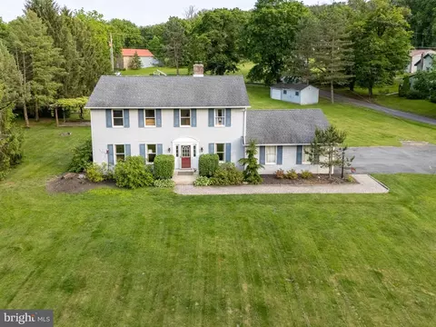 50 Cider Mill Rd, Mertztown, PA 19539