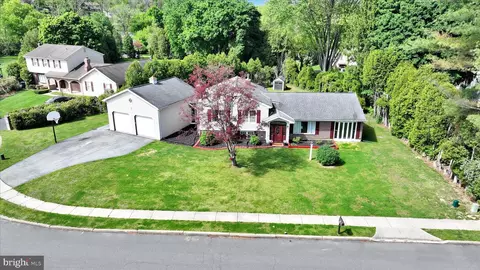 View/Area - 2 Cathy Ann Dr, Reading, PA 19606 photo 1 of 5