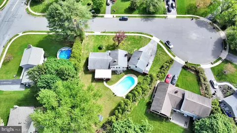 View/Area - 2 Cathy Ann Dr, Reading, PA 19606 photo 3 of 5