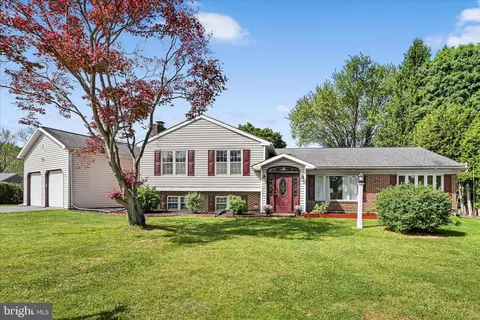 Exterior - 2 Cathy Ann Dr, Reading, PA 19606 photo 15 of 15