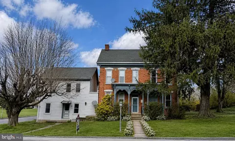 406 Noble St, Kutztown, PA 19530