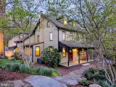 63 Hampshire, Sinking Spring, PA 19608