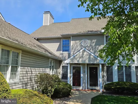 3257 E Garfield Ave, Reading, PA 19605