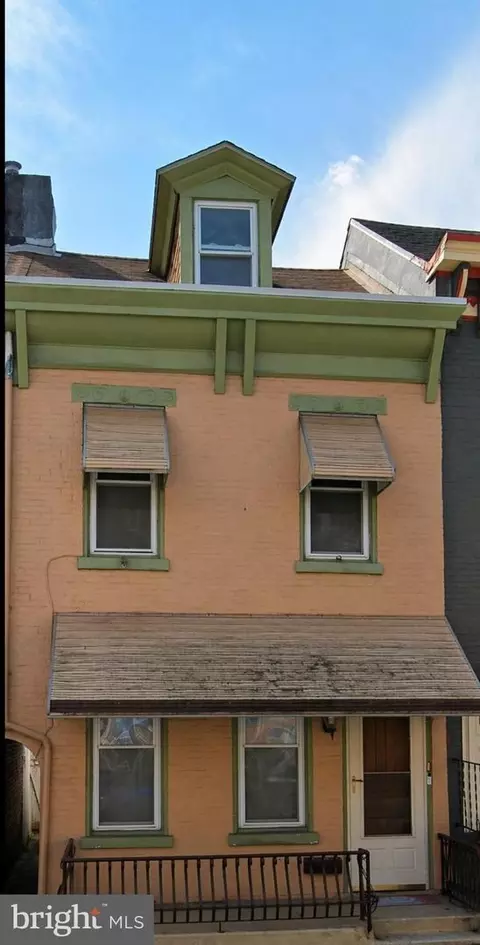 240 Chestnut St, West Reading, PA 19611