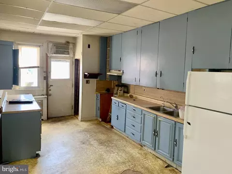 416 Spring St, Reading, PA 19601 photo 6