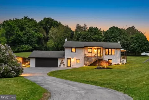 647 N Main St, Bernville, PA 19506