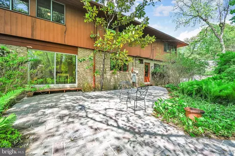 Exterior - 40 Devon Dr, Reading, PA 19606 photo 7 of 14