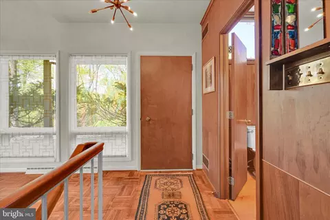 Entry Way - 40 Devon Dr, Reading, PA 19606 photo 1 of 5