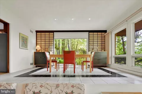 Dining - 40 Devon Dr, Reading, PA 19606 photo 3 of 3