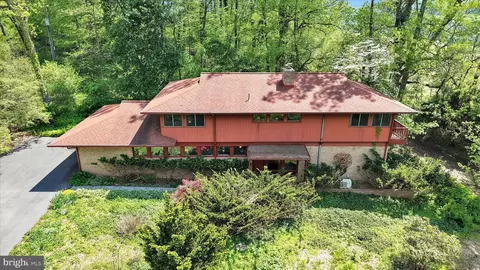 Exterior - 40 Devon Dr, Reading, PA 19606 photo 2 of 14