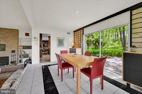 Dining - 40 Devon Dr, Reading, PA 19606 photo 1 of 3