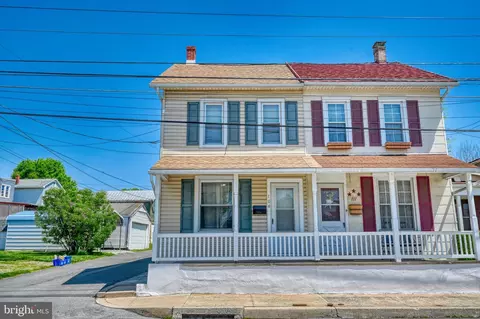 104 N Maple St, Kutztown, PA 19530