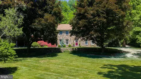 139 Joanna Rd, Morgantown, PA 19543