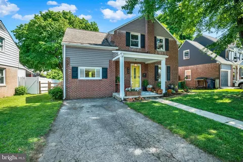 404 Harvard Blvd, Reading, PA 19609 photo 2