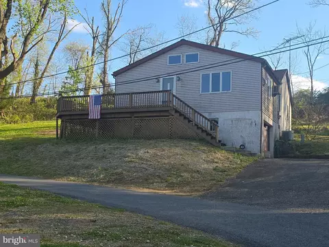 43 S Grims Mill Rd, Boyertown, PA 19512