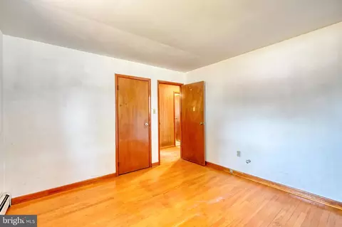 Bedroom - 341 Hazel St, Reading, PA 19611 photo 3 of 4