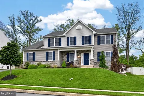 Exterior - 13 Stella Dr, Reading, PA 19608 photo 2 of 8