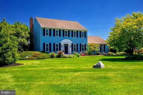87 Ivy League Dr, Kutztown, PA 19530