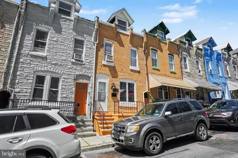 114 Pear St, Reading, PA 19601