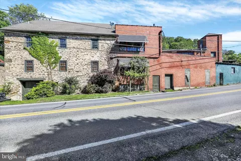 1524 Friedensburg Rd, Reading, PA 19606