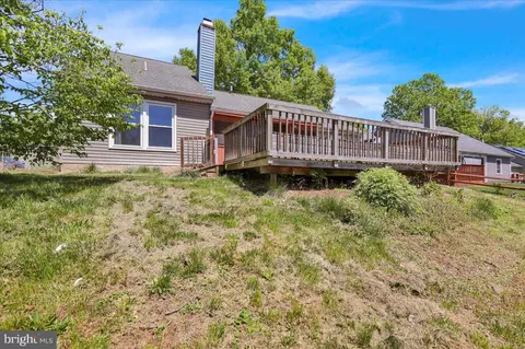 Exterior - 4477 Pheasant Run, Reading, PA 19606 photo 6 of 8