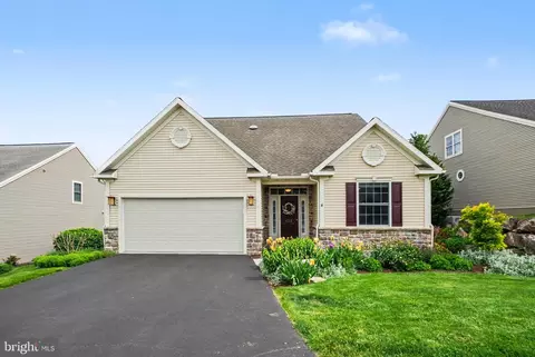 403 Westbury Dr, Wyomissing, PA 19610