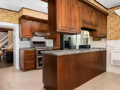 Kitchen - 416 Snyder Rd, Reading, PA 19605 photo 3 of 4
