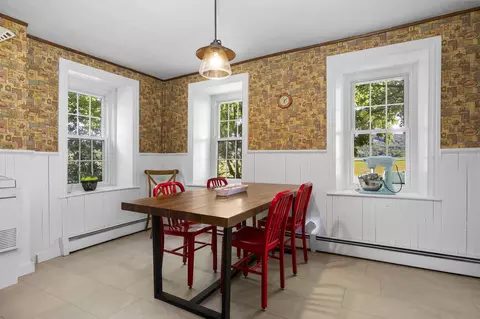 Dining - 416 Snyder Rd, Reading, PA 19605 photo 1 of 1
