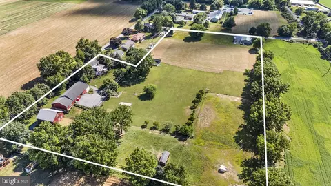 View/Area - 416 Snyder Rd, Reading, PA 19605 photo 1 of 5