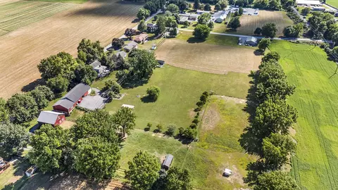 View/Area - 416 Snyder Rd, Reading, PA 19605 photo 3 of 5