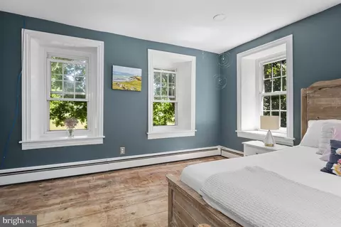 Bedroom - 416 Snyder Rd, Reading, PA 19605 photo 5 of 6