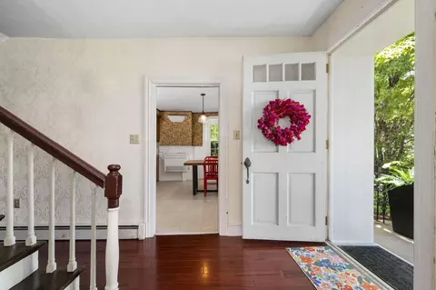 Entry Way - 416 Snyder Rd, Reading, PA 19605 photo 1 of 3