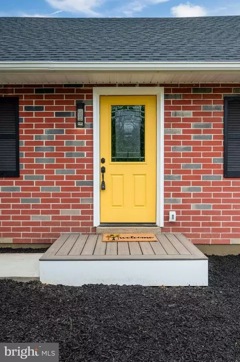 2626 W Philadelphia Ave, Oley, PA 19547