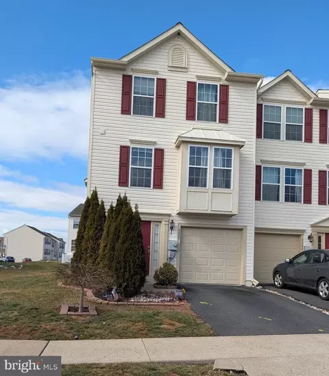 3207 Orchard View Rd, Reading, PA 19606