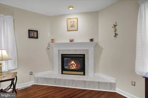 Living - 16 Virginia Ave, Sinking Spring, PA 19608 photo 2 of 2