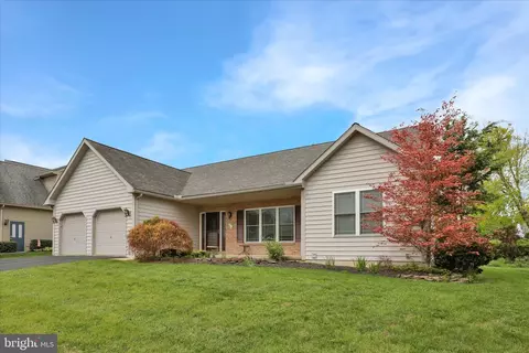Exterior - 16 Virginia Ave, Sinking Spring, PA 19608 photo 2 of 8