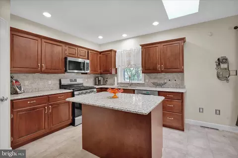 Kitchen - 16 Virginia Ave, Sinking Spring, PA 19608 photo 1 of 3