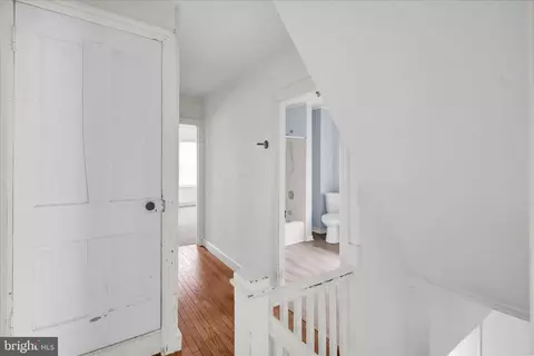 Entry Way - 34 Philadelphia Ave, Reading, PA 19607 photo 9 of 9