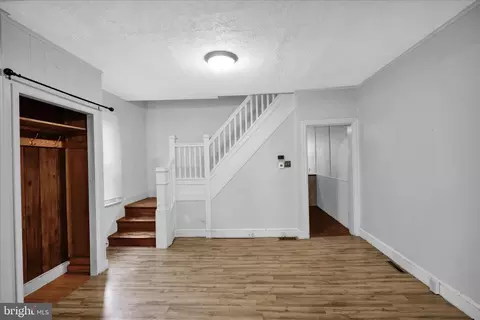 Entry Way - 34 Philadelphia Ave, Reading, PA 19607 photo 4 of 9
