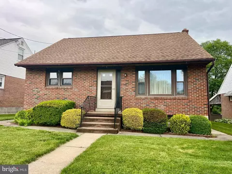 1242 Commonwealth Blvd, Reading, PA 19607