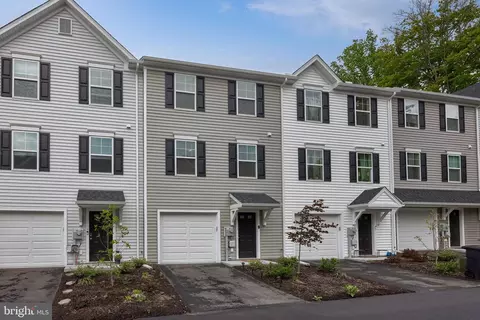 111 Kuechler Ct, Reading, PA 19606