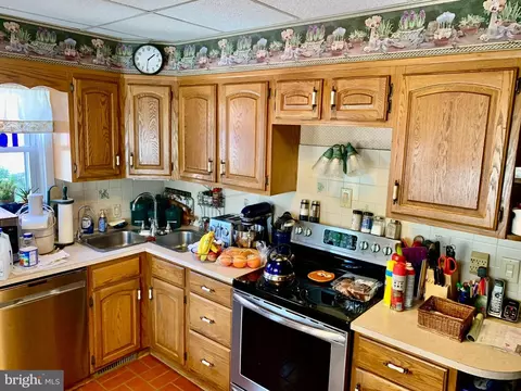 Kitchen - 1436 Birch St, Reading, PA 19604 photo 1 of 3