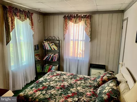 Bedroom - 1436 Birch St, Reading, PA 19604 photo 3 of 3
