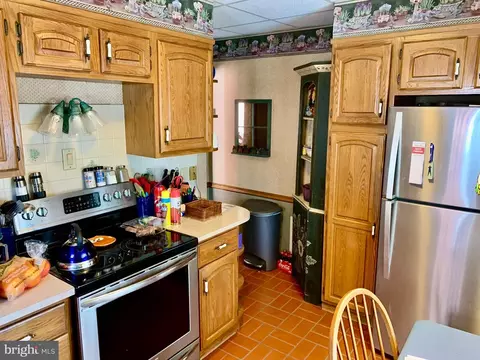 Kitchen - 1436 Birch St, Reading, PA 19604 photo 2 of 3