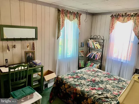 Bedroom - 1436 Birch St, Reading, PA 19604 photo 2 of 3