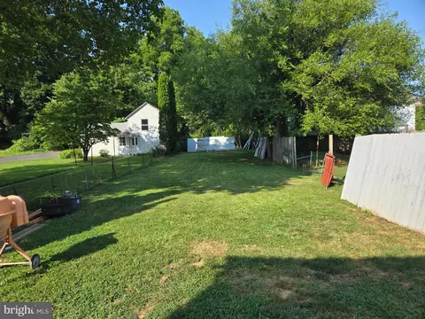 Exterior - 24 S Hull St, Reading, PA 19608 photo 3 of 3