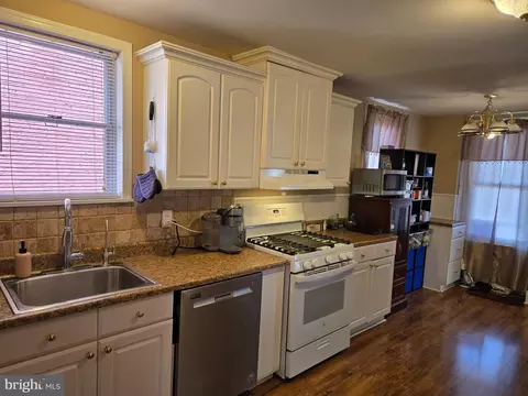 Kitchen - 24 S Hull St, Reading, PA 19608 photo 1 of 1