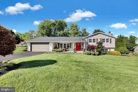 Exterior - 45 Mast Rd, Oley, PA 19547 photo 3 of 8